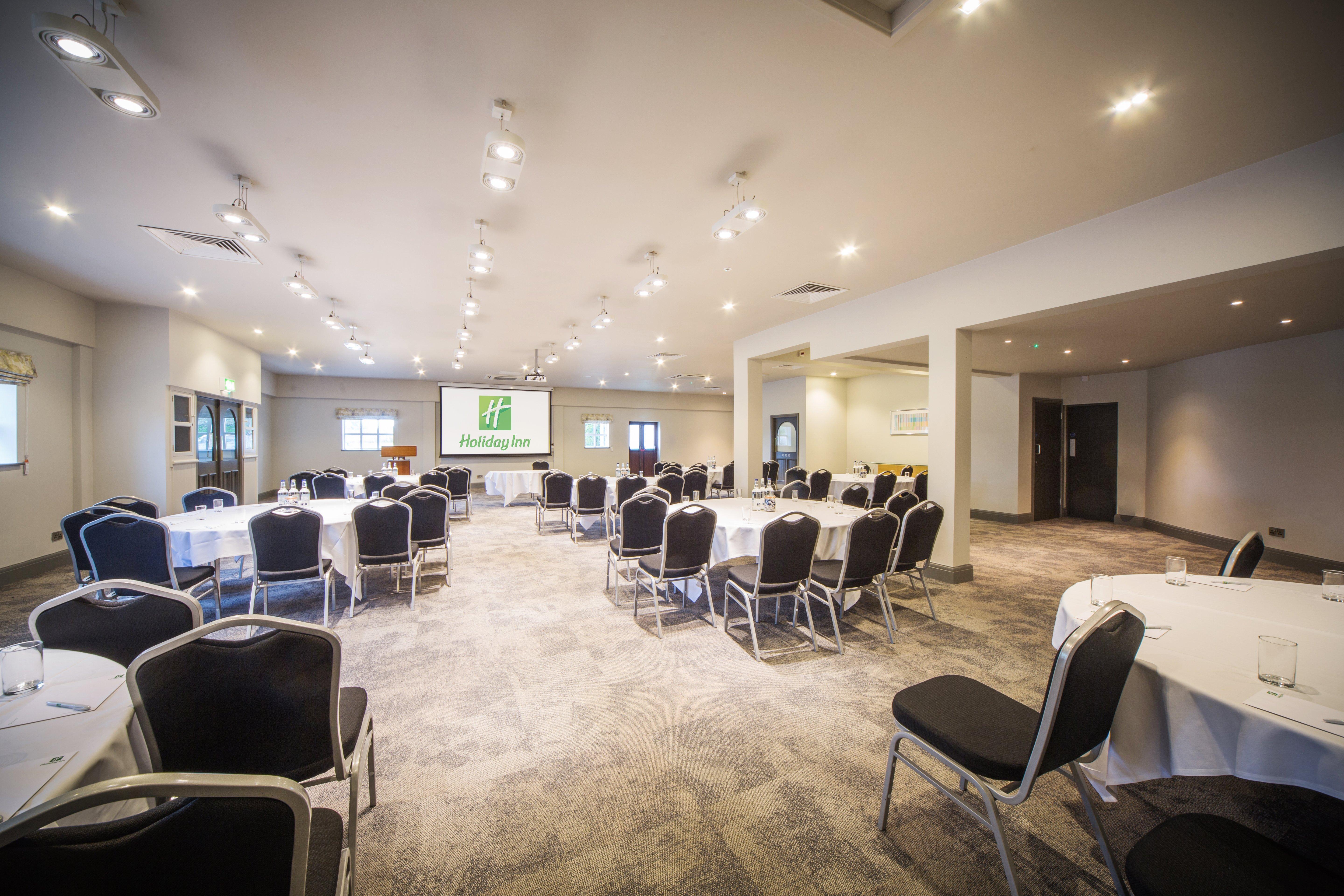 Holiday Inn Reading South M4 Jct 11 By Ihg Exterior photo