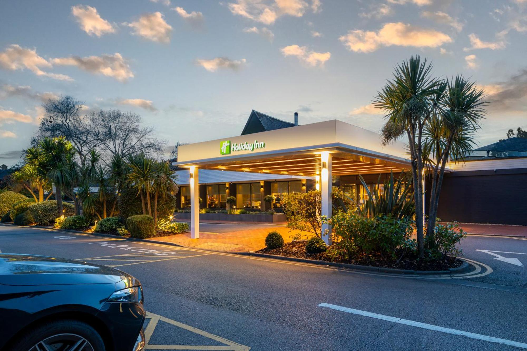 Holiday Inn Reading South M4 Jct 11 By Ihg Exterior photo