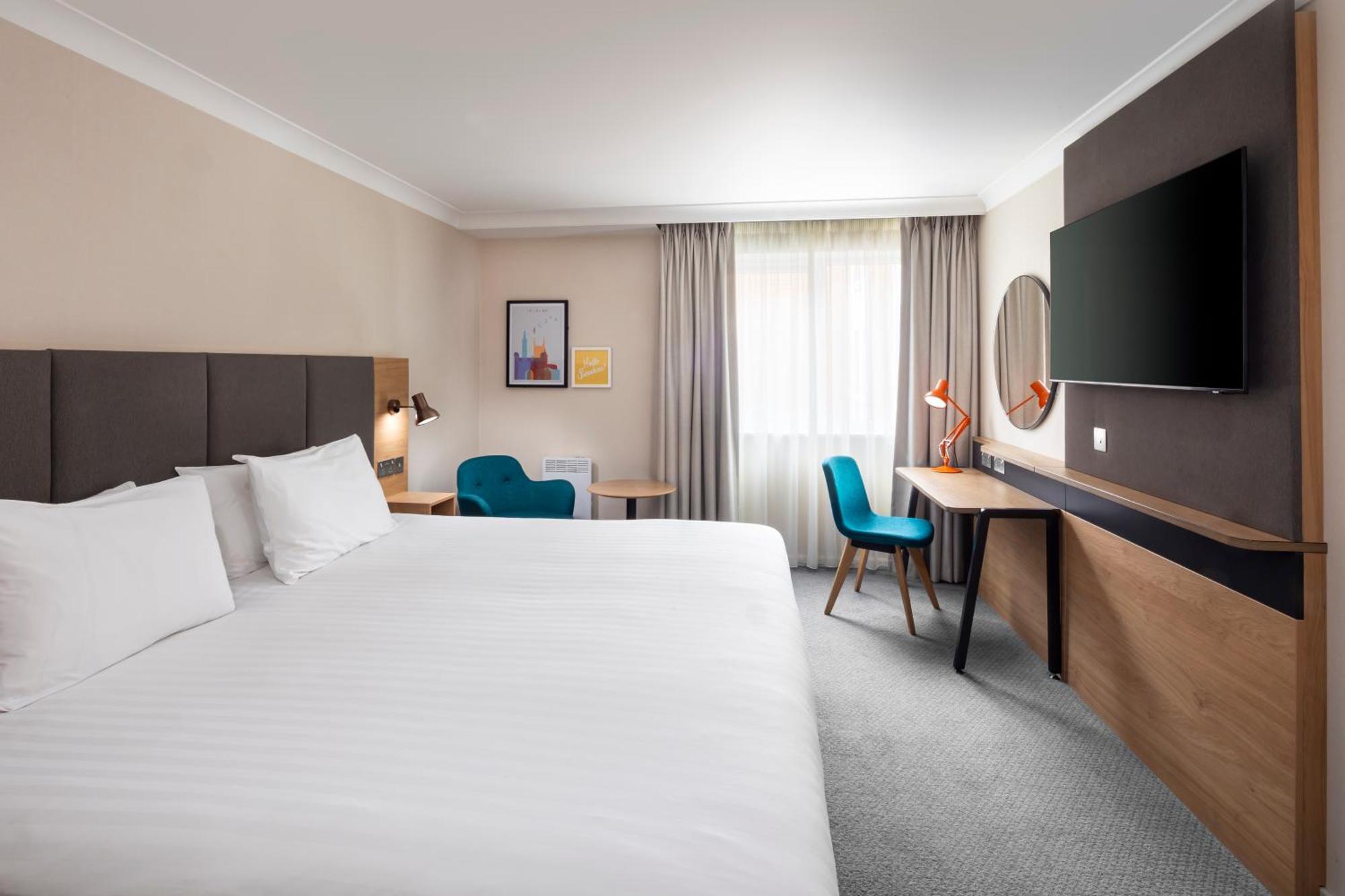 Holiday Inn Reading South M4 Jct 11 By Ihg Exterior photo